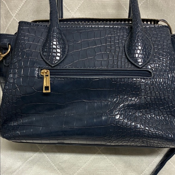 Elegant Navy Blue Crocodile-Embossed Handbag - Picture 2 of 8